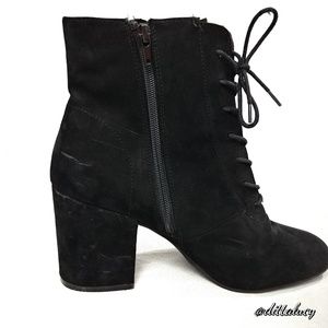 Black high heeled boot a new day
